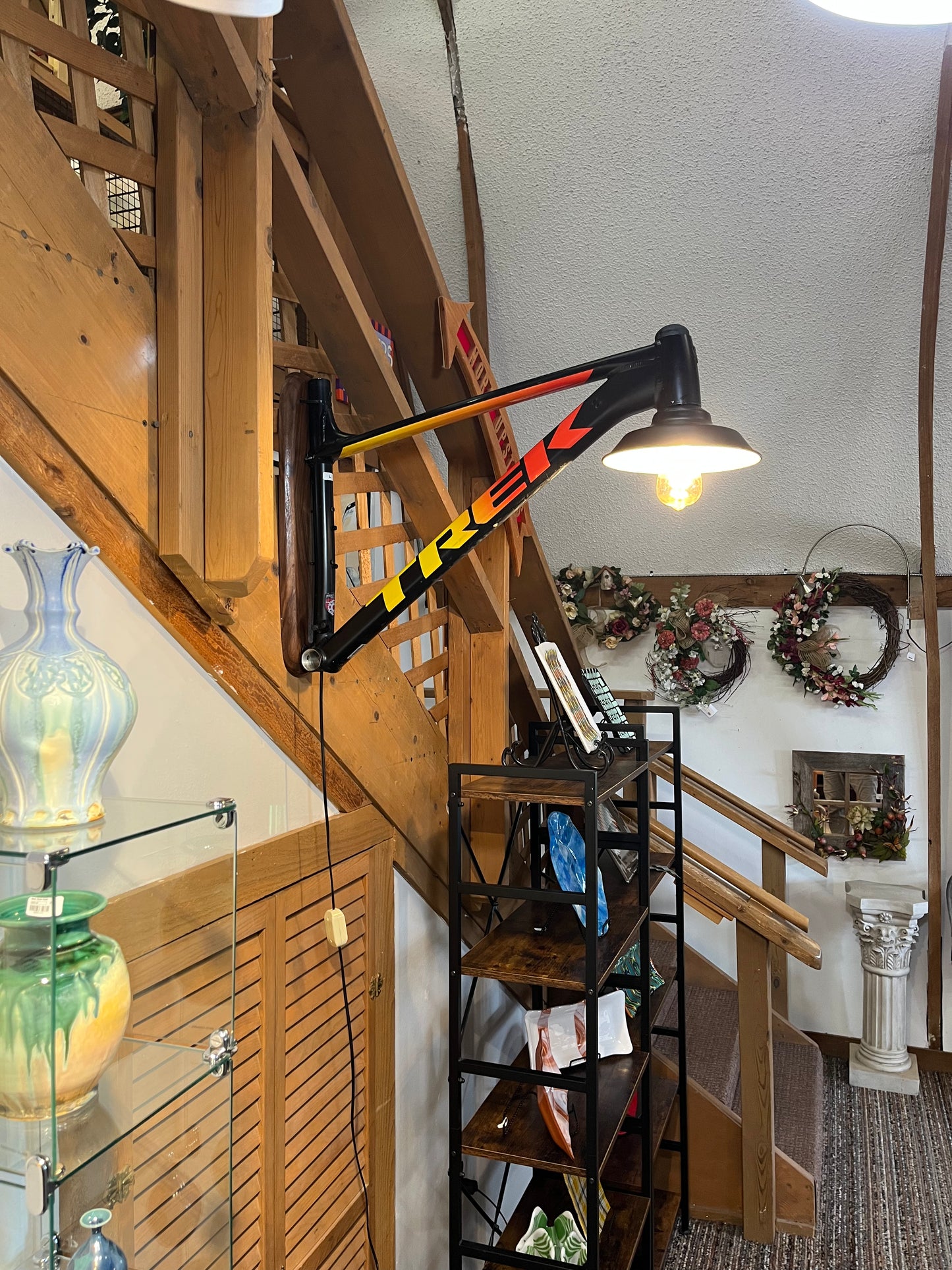 TREK wall mount frame light