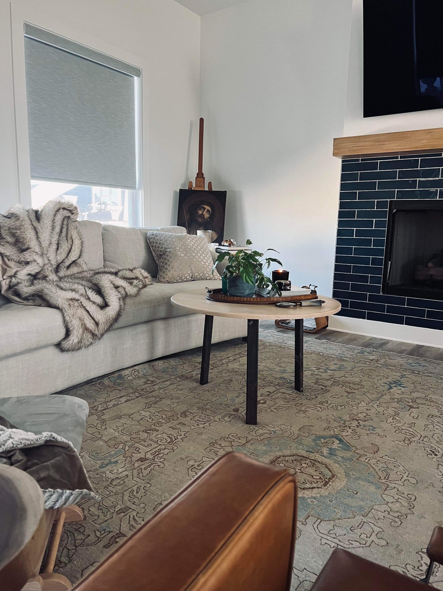 36” Round Coffee Table